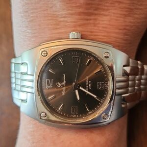 Charles Raymond Man's Watch Silver Tine with Black Dial